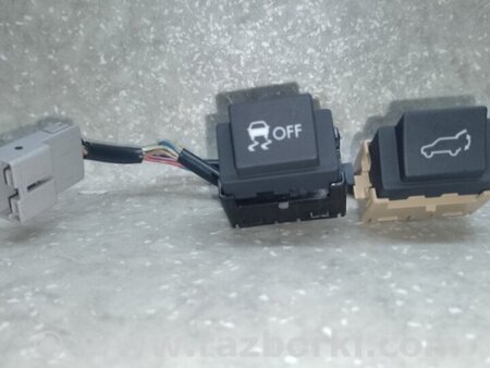 ФОТО Кнопка відкриття багажника внутрішня для Subaru Forester SJ S13 (12-18) Київ