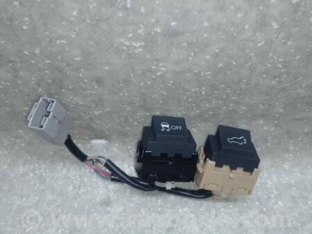 ФОТО Кнопка відкриття багажника внутрішня для Subaru Forester SJ S13 (12-18) Київ