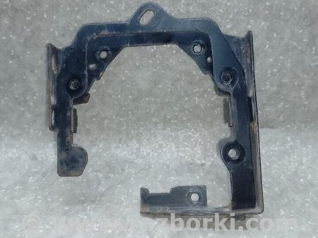 ФОТО Кронштейн протитуманної фари для Mitsubishi Outlander XL CW (05-12) Київ