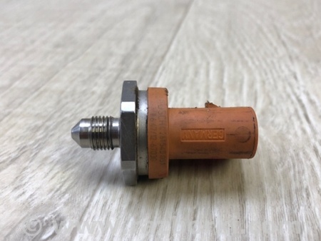 ФОТО Датчик тиску палива для Volkswagen Tiguan (11-17) Київ