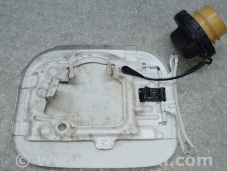 ФОТО Лючок паливного бака для Toyota RAV-4 III CA30W/XA30 (05-16) Київ