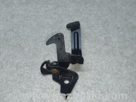 ФОТО Гак замка капота для Toyota RAV-4 III CA30W/XA30 (05-16) Київ