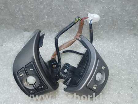 ФОТО Кнопки руля для Toyota RAV-4 III CA30W/XA30 (05-16) Київ