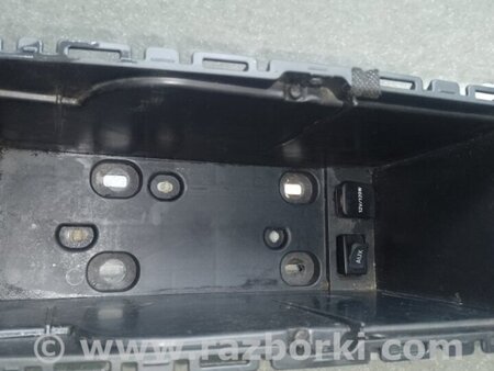 ФОТО Підлокітник для Toyota Prius III XW30 (09-15) Київ