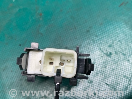 ФОТО Кнопка центрального замку для Toyota Avalon XX30 (12.2004-10.2012) Київ