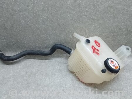 ФОТО Бачок розширювальний для Toyota Prius IV XW50 (15-22) Київ