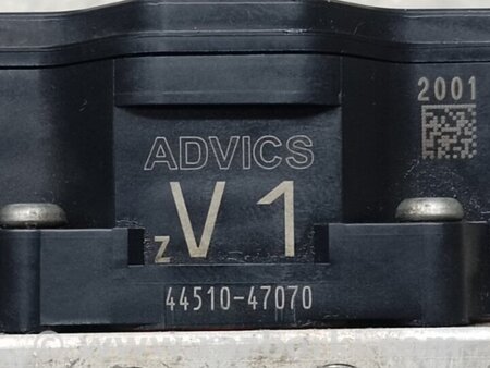 ФОТО Блок антиблокувальної системи для Toyota Prius IV XW50 (15-22) Київ