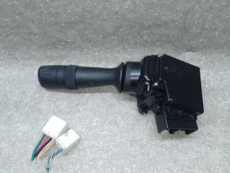 ФОТО Підрульовий перемикач для Toyota Prius IV XW50 (15-22) Київ