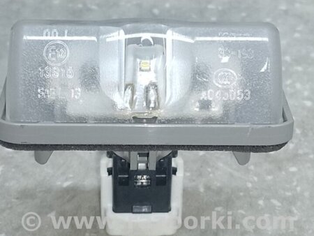 ФОТО Підсвічування номера для Toyota Prius IV XW50 (15-22) Київ