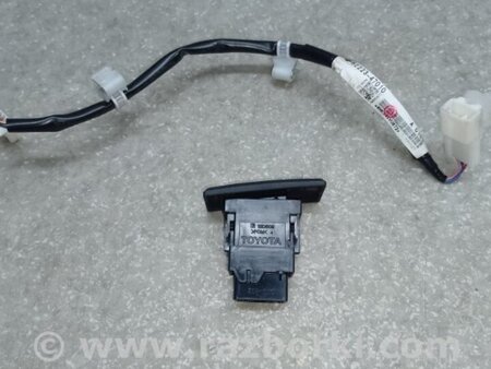 ФОТО Кнопка аварійної сигналізації для Toyota Prius IV XW50 (15-22) Київ