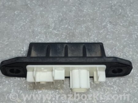 ФОТО Кнопка відкриття багажника зовнішня для Toyota Prius IV XW50 (15-22) Київ