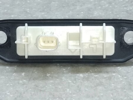 ФОТО Кнопка відкриття багажника зовнішня для Toyota Prius IV XW50 (15-22) Київ