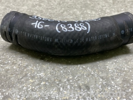 ФОТО Патрубок системи охолодження для Toyota Prius IV XW50 (15-22) Київ