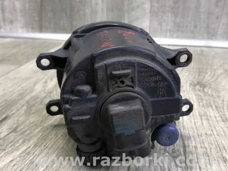 ФОТО Протитуманна фара для Toyota Tacoma 2 (2005-2015) Київ