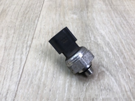 ФОТО Датчик тиску кондиціонера для Nissan Versa B17 Київ