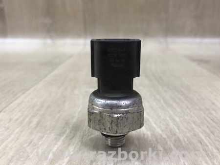 ФОТО Датчик тиску кондиціонера для Nissan Versa B17 Київ