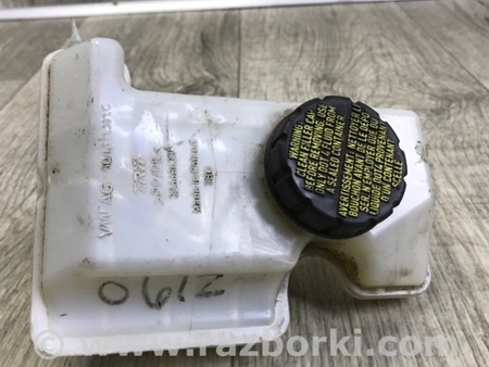 ФОТО Бачок головного гальмівного циліндра для Volkswagen Tiguan (2016-) Київ