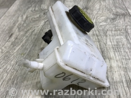 ФОТО Бачок головного гальмівного циліндра для Volkswagen Tiguan (2016-) Київ