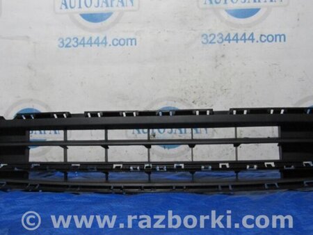 ФОТО Решітка переднього бампера для Volkswagen Jetta USA (10-17) Київ