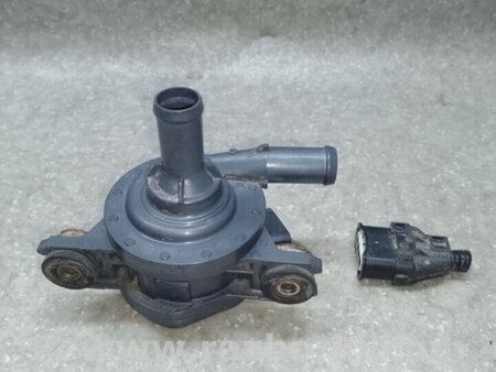 ФОТО Помпа інвертора для Toyota Prius IV XW50 (15-22) Київ