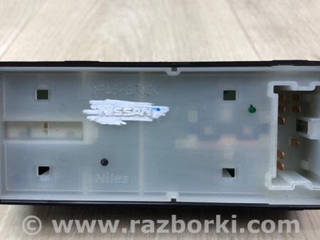 ФОТО Кнопка склопідіймача для Nissan Versa B17 Київ