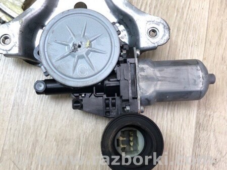 ФОТО Склопідйомник для Toyota Tacoma 2 (2005-2015) Київ