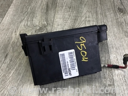 ФОТО Блок запобіжників моторний відсік для Jeep Compass (06-15) Київ