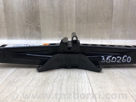 ФОТО Домкрат для Ford Focus 3 (01.2010 - 03.2018) Київ