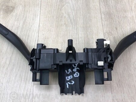 ФОТО Підрульовий перемикач для Volkswagen Tiguan (11-17) Київ