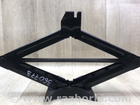 ФОТО Домкрат для Nissan X-Trail T33 Київ