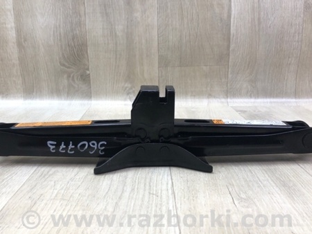 ФОТО Домкрат для Nissan X-Trail T33 Київ