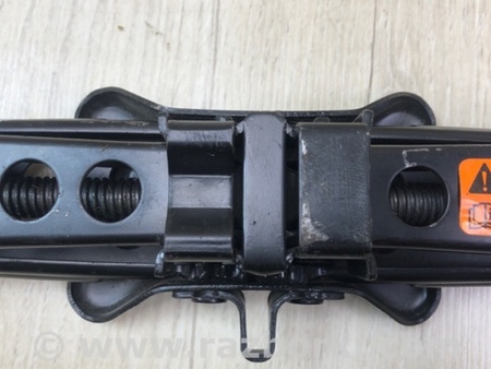 ФОТО Домкрат для Ford Mustang Mk6 (15-23) Київ