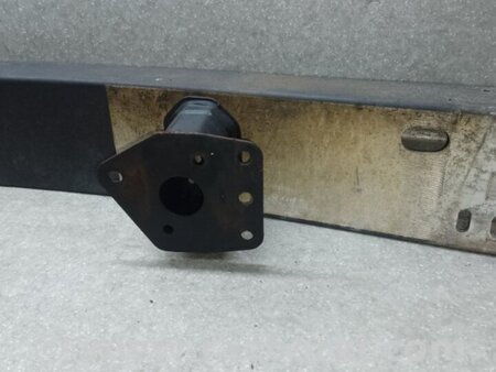 ФОТО Підсилювач переднього бампера для Toyota Tundra Київ