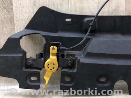 ФОТО Накладка замка капота для Ford Escape 3 (01.2012-12.2018) Київ