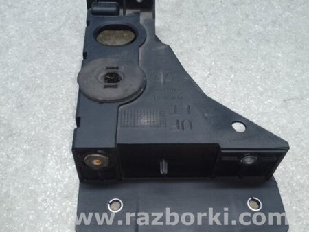 ФОТО Кріплення радіатора для Chrysler 200 (2010-2016) Київ