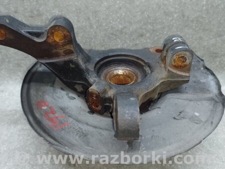 ФОТО Кулак поворотний для Mitsubishi Outlander XL CW (05-12) Київ