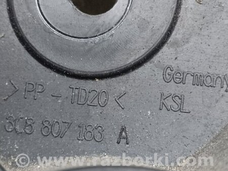 ФОТО Кронштейн переднього бампера (на крилі) для Volkswagen Passat CC (03.2008-01.2012) Київ