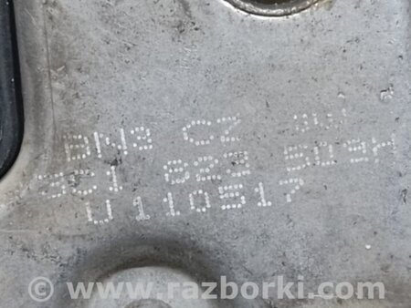 ФОТО Замок капоту для Volkswagen Passat CC (03.2008-01.2012) Київ