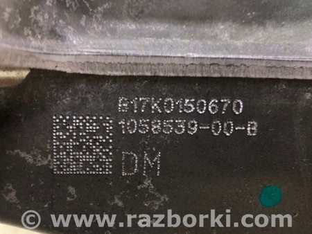 ФОТО Цапфа для Tesla Model S Київ