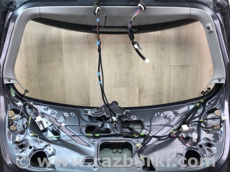 ФОТО Кришка багажника для Toyota Venza Київ