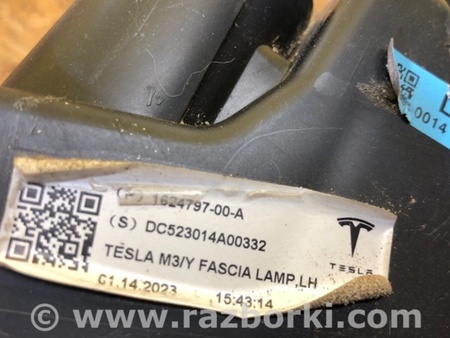 ФОТО Протитуманна фара для Tesla Model Y Київ