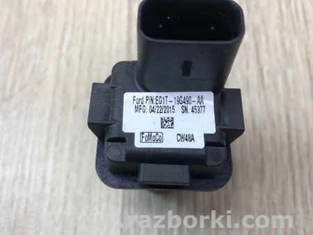 ФОТО Камера заднього виду для Ford Taurus (10-19) Київ