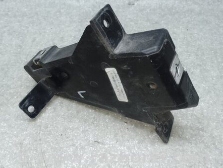 ФОТО Кріплення радіатора для Jeep Cherokee KL (2013-2023) Київ