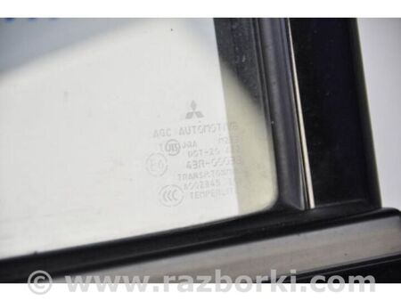 ФОТО Скло дверей глухе для Mitsubishi Pajero (06-14) Київ