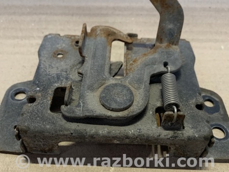 ФОТО Замок капоту для Mitsubishi Pajero (06-14) Київ
