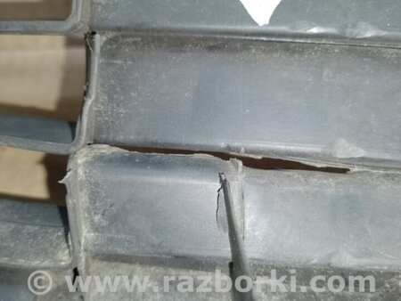 ФОТО Решітка переднього бампера для Toyota Prius C/Aqua NHP10 (11-21) Київ