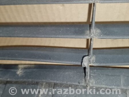 ФОТО Решітка переднього бампера для Toyota Prius C/Aqua NHP10 (11-21) Київ