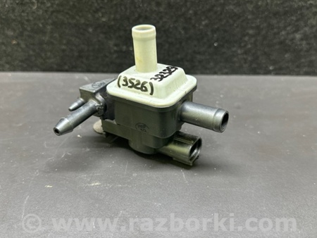 ФОТО Клапан електромагнітний (вакуумний) для Toyota Prius C/Aqua NHP10 (11-21) Київ