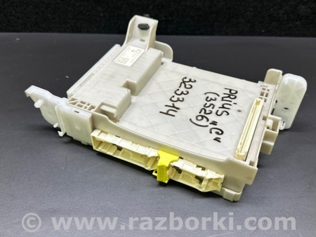 ФОТО Блок запобіжників салон для Toyota Prius C/Aqua NHP10 (11-21) Київ