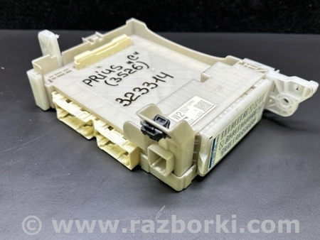 ФОТО Блок запобіжників салон для Toyota Prius C/Aqua NHP10 (11-21) Київ